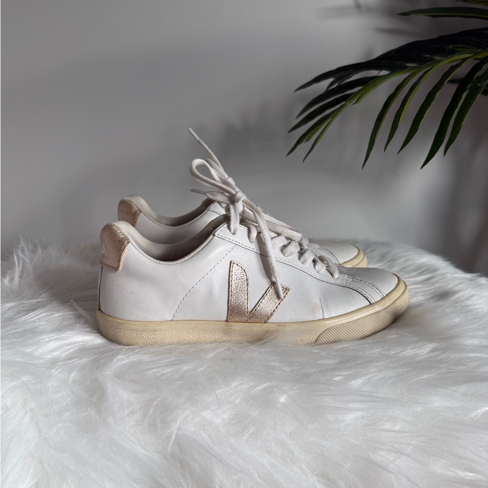 Veja Women's White and Metallic Sneakers